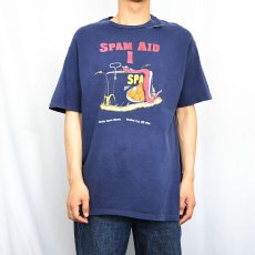 画像2: 90's "SPAM AID I" USA製 プリントTシャツ NAVY (2)
