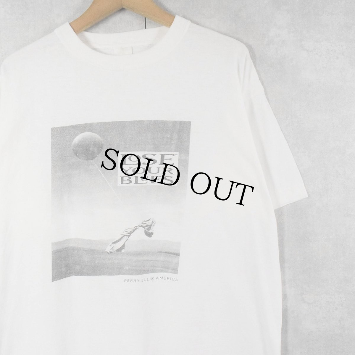 画像1: 90's PERRY ELLIS AMERICA "LOSE YOUR BLUES" アートプリントTシャツ (1)