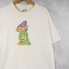 画像1: 90's THE DISNEY STORE "DOPY" キャラクタープリントTシャツ XL (1)