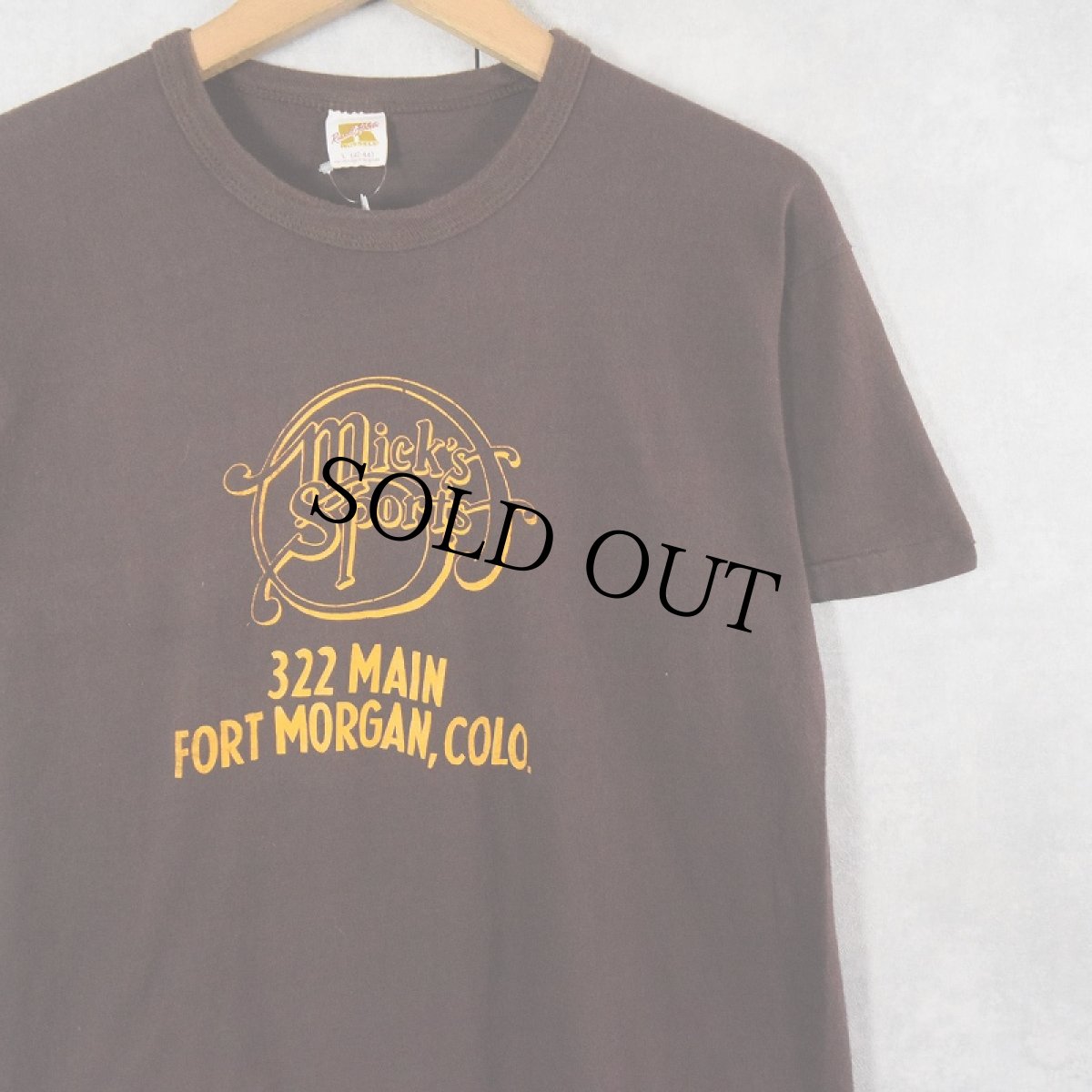 画像1: 70〜80's RUSSELL ATHLETIC 金タグ USA製 "Mick's Sports" プリントTシャツ BROWN L (1)