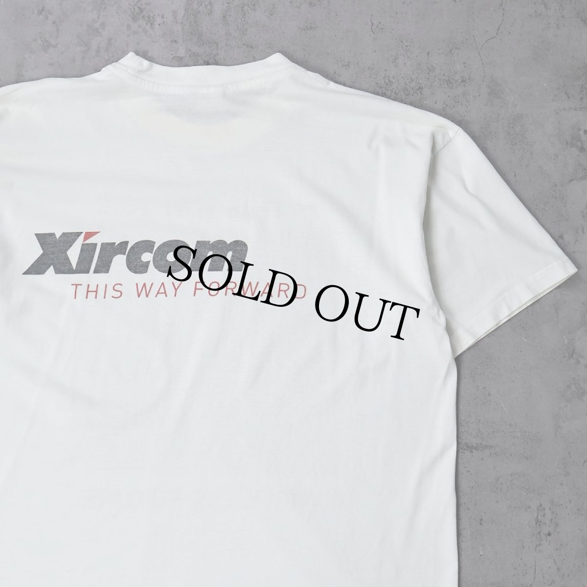 画像2: Xircom "THIS WAY TO A WIRELESS FUTURE" コンピューター企業プリントTシャツ L (2)