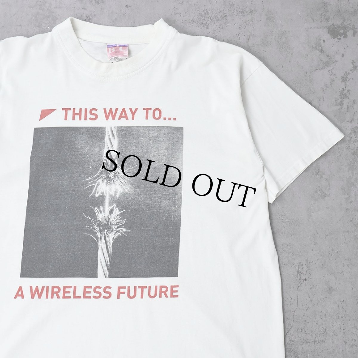 画像1: Xircom "THIS WAY TO A WIRELESS FUTURE" コンピューター企業プリントTシャツ L (1)