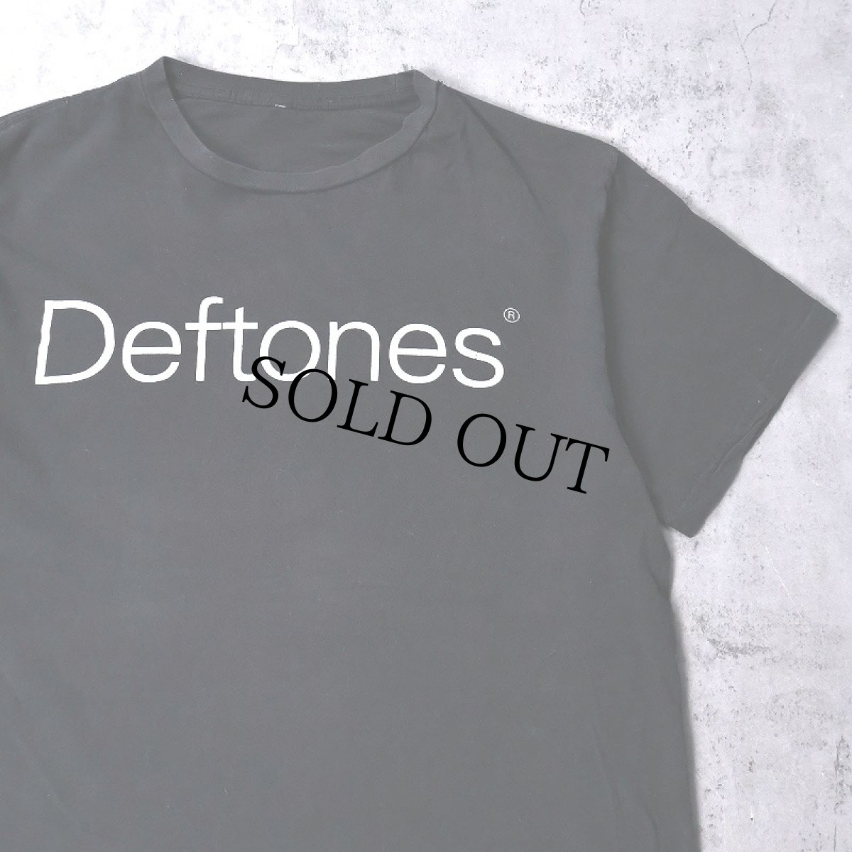 画像1: Deftones オルタナティブ・メタルバンドTシャツ BLACK (1)