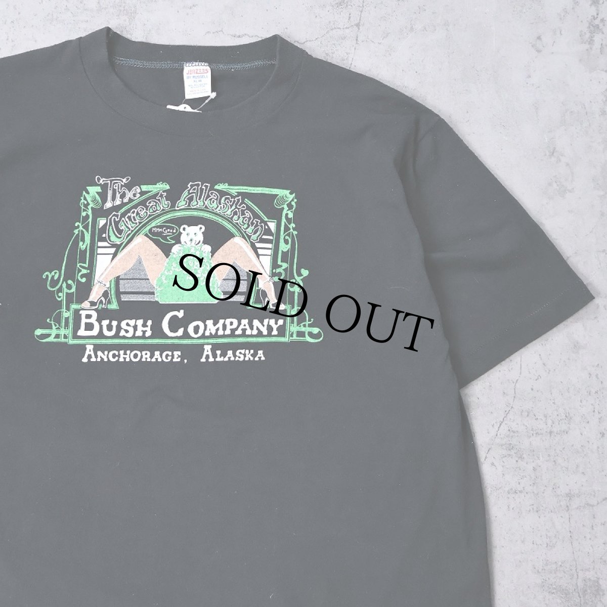 画像1: 80's USA製 The Great Alaskan Bush Company ストリップクラブ プリントTシャツ BLACK XL (1)