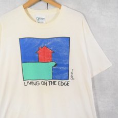 画像1: 90's grimm "LIVING ON THE EDGE" シュールイラストプリントTシャツ (1)