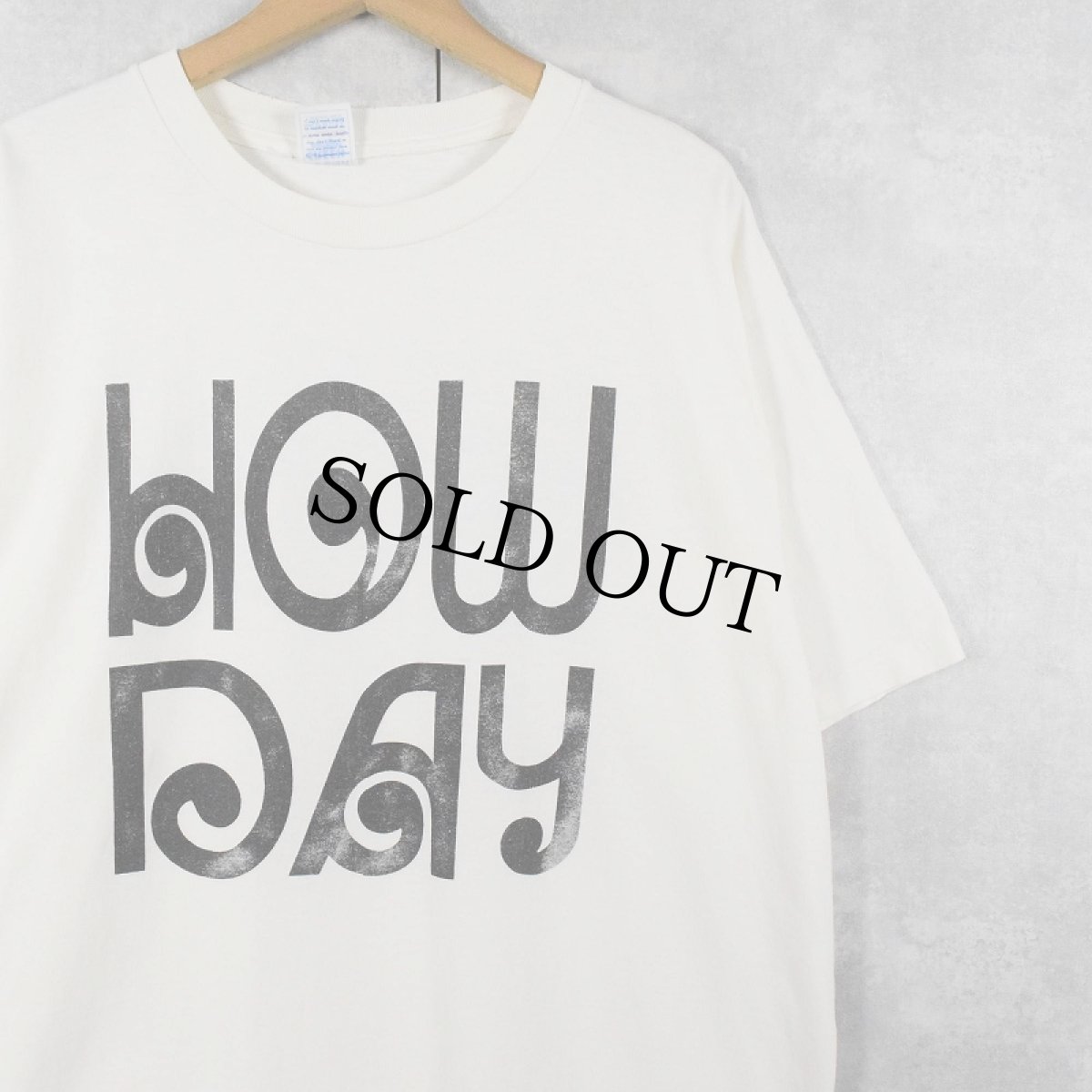 画像1: 90's USA製 HOW DAY プリントTシャツ XL (1)