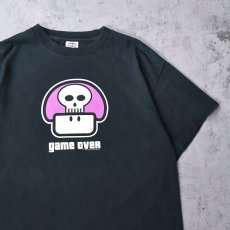 画像1: 2003 Nintendo スーパーマリオ "毒キノコ" ゲームキャラクタープリントTシャツ BLACK M (1)