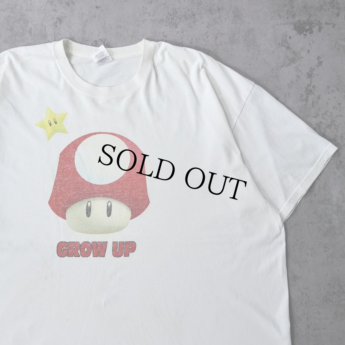 画像1: 【SALE】 スーパーマリオ "スーパーキノコ" ゲームキャラクタープリントTシャツ XXL (1)