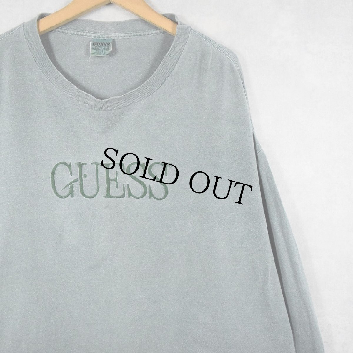 画像1: 90's GUESS USA製 後染め ロゴ刺繍 ロンT ONESIZE (1)