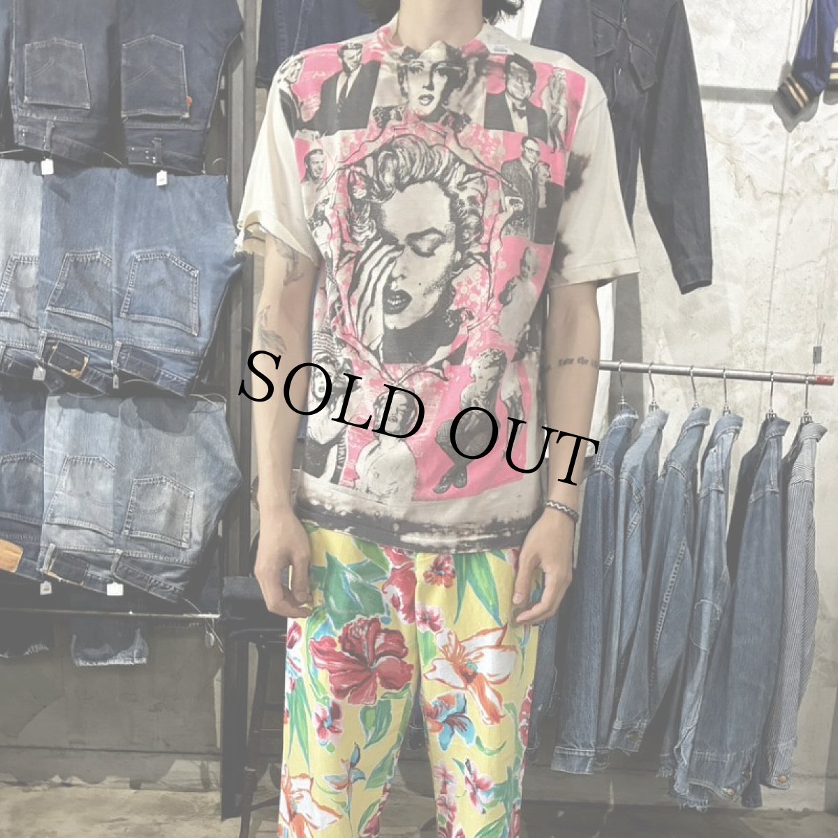 画像2: 80〜90's MOSQUITOHEAD USA製 "Marilyn Monroe" 大判 手刷りプリントTシャツ L (2)