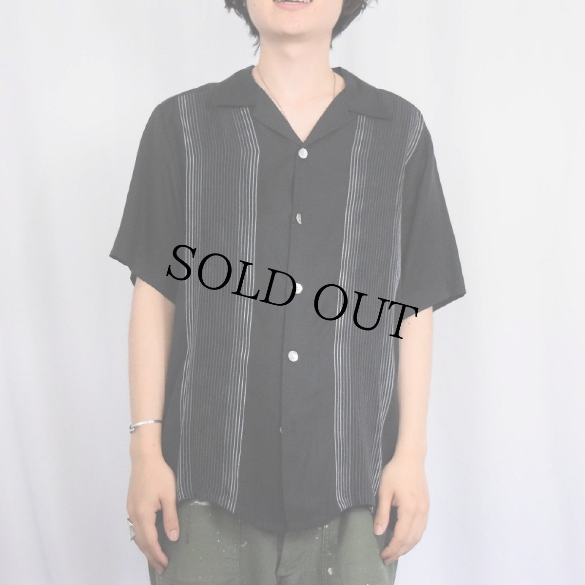 画像2: 80's Da Vinci USA製 ストライプ柄 レーヨン×アセテート ロカビリーシャツ BLACK M (2)