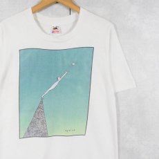 画像1: 90's Richard Stine USA製 "Man Reaching For A Star" アートプリントTシャツ M (1)