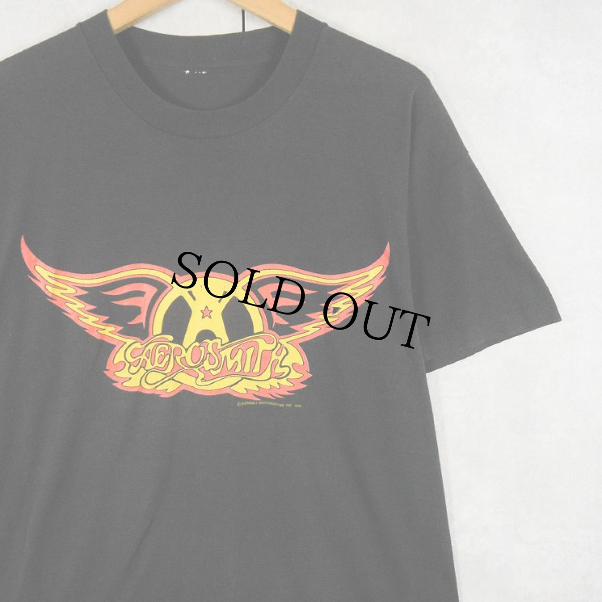 画像1: 80〜90's AEROSMITH "WALK THIS WAY" ロックバンドプリントTシャツ BLACK (1)
