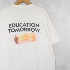 画像2: 90's CANADA製 "EDUCATION TODAY." フルーツプリントTシャツ XL (2)