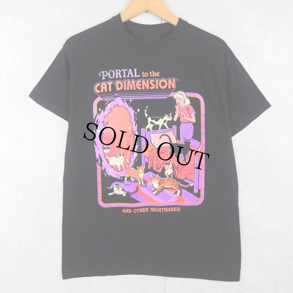 画像1: Steven Rhodes "PORTAL to the CAT DIMENSION" イラストプリントTシャツ BLACK M (1)