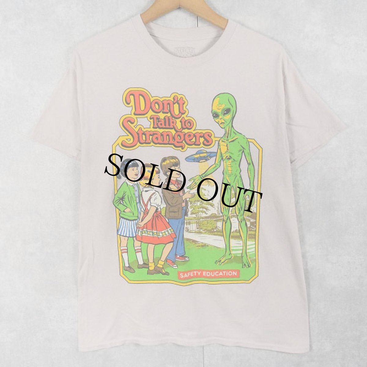 画像1: Steven Rhodes "Don't Talk to Strangers" イラストプリントTシャツ M (1)