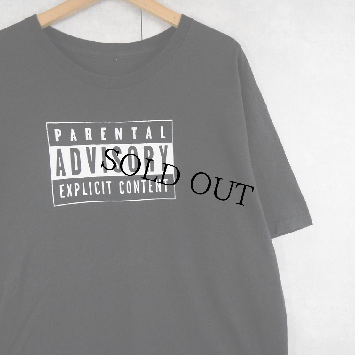 画像1: PARENTAL ADVISORY プリントTシャツ BLACK (1)