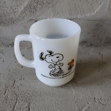 画像1: 60〜70's Fire-King USA製 PEANUTS 9オンスマグ (1)