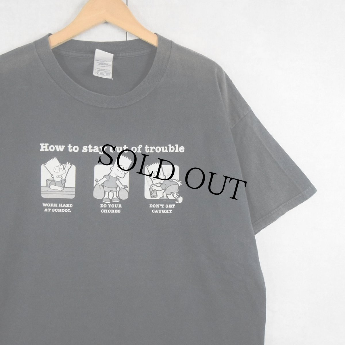 画像1: THE SIMPSONS "How to stay out of trouble" キャラクタープリントTシャツ XL (1)