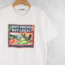 画像1: 2000's USA製 DRAKE UNIVERSITY "BUY FRESH BUY LOCAL" プリントTシャツ L (1)