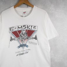画像1: 90's Albert Einstei USA製 "E=MSKI2" 偉人イラスト ジョークプリントTシャツ L (1)