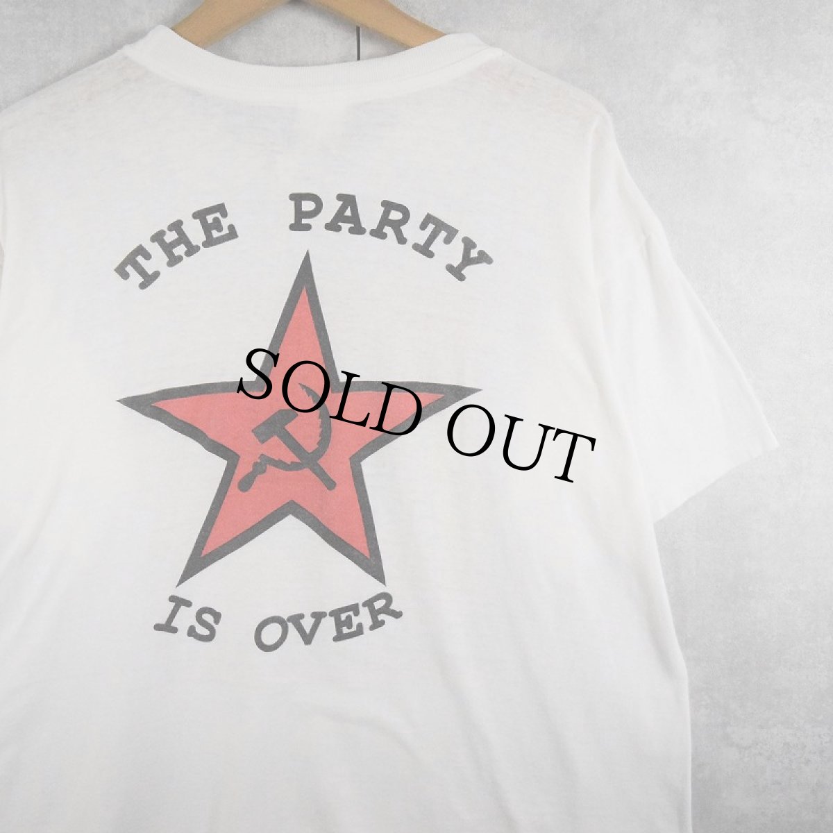 画像2: McLenin's "THE PARTY IS OVER" パロディプリントTシャツ (2)