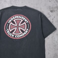 画像1: INDEPENDENT ロゴプリントTシャツ BLACK (1)