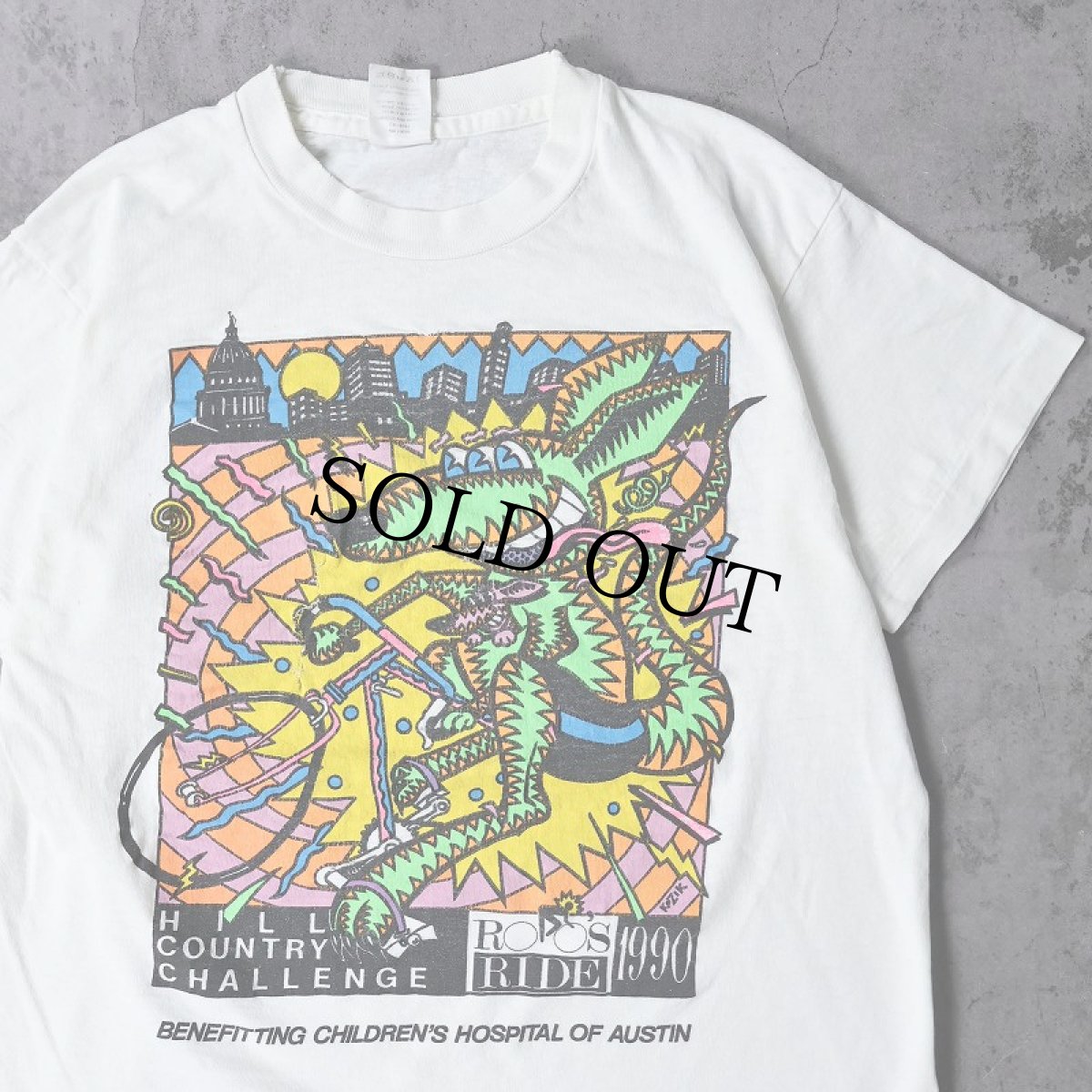 画像1: 90's KOZIK "HILL COUNTRY CHALLENGE" アートプリントTシャツ L (1)