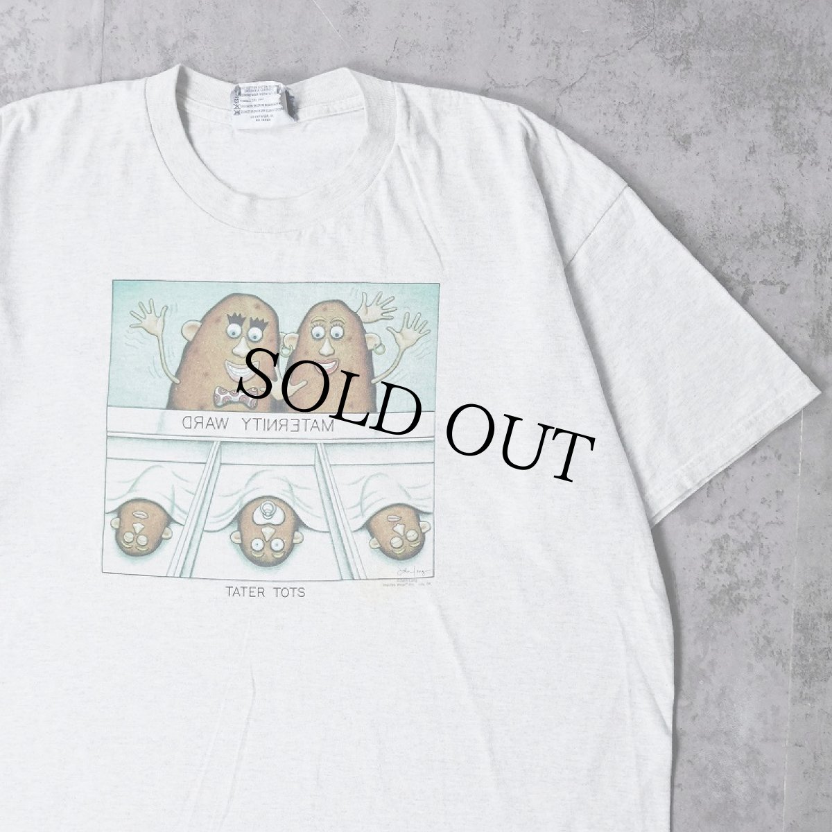 画像1: 90's〜 John Long "MATERNITY WARD TATER TOTS" シュールイラストプリントTシャツ XL (1)