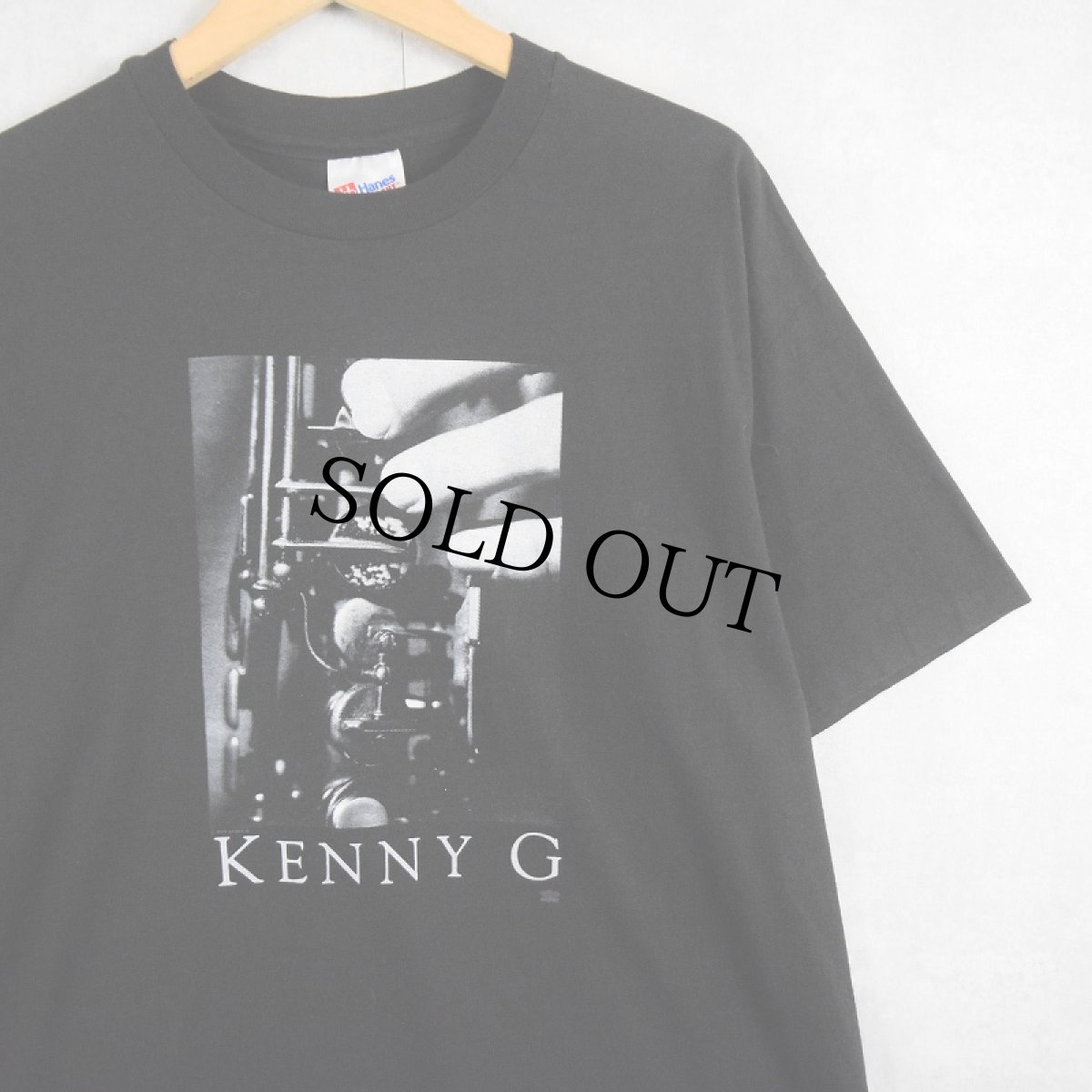 画像1: 90's KENNY G USA製 サックスプレーヤー プリントTシャツ BLACK XL (1)