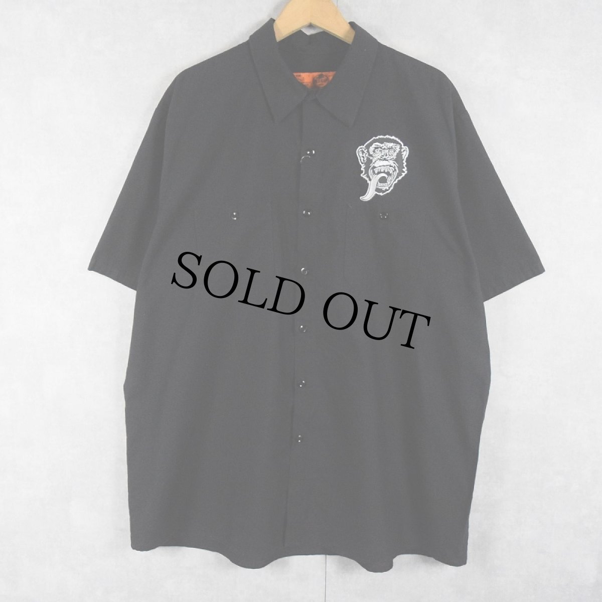 画像2: GasMonkey カスタムカーショップ ロゴワッペン付き コットン×ポリエステルワークシャツ BLACK XXL (2)