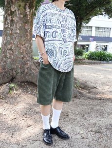 画像3: 90's Hobie サーフブランド ロゴ刺繍 ペイズリー柄 大判プリントTシャツ (3)