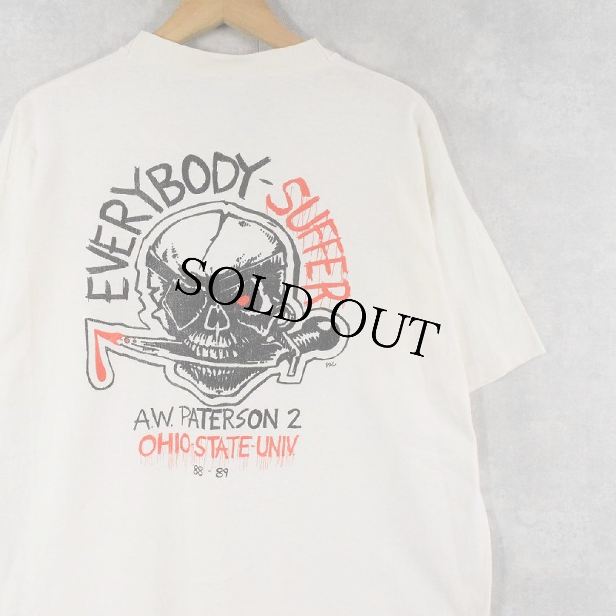 画像1: 90's USA製 "EVERYBODY-SUFFER" スカルプリントTシャツ XL (1)
