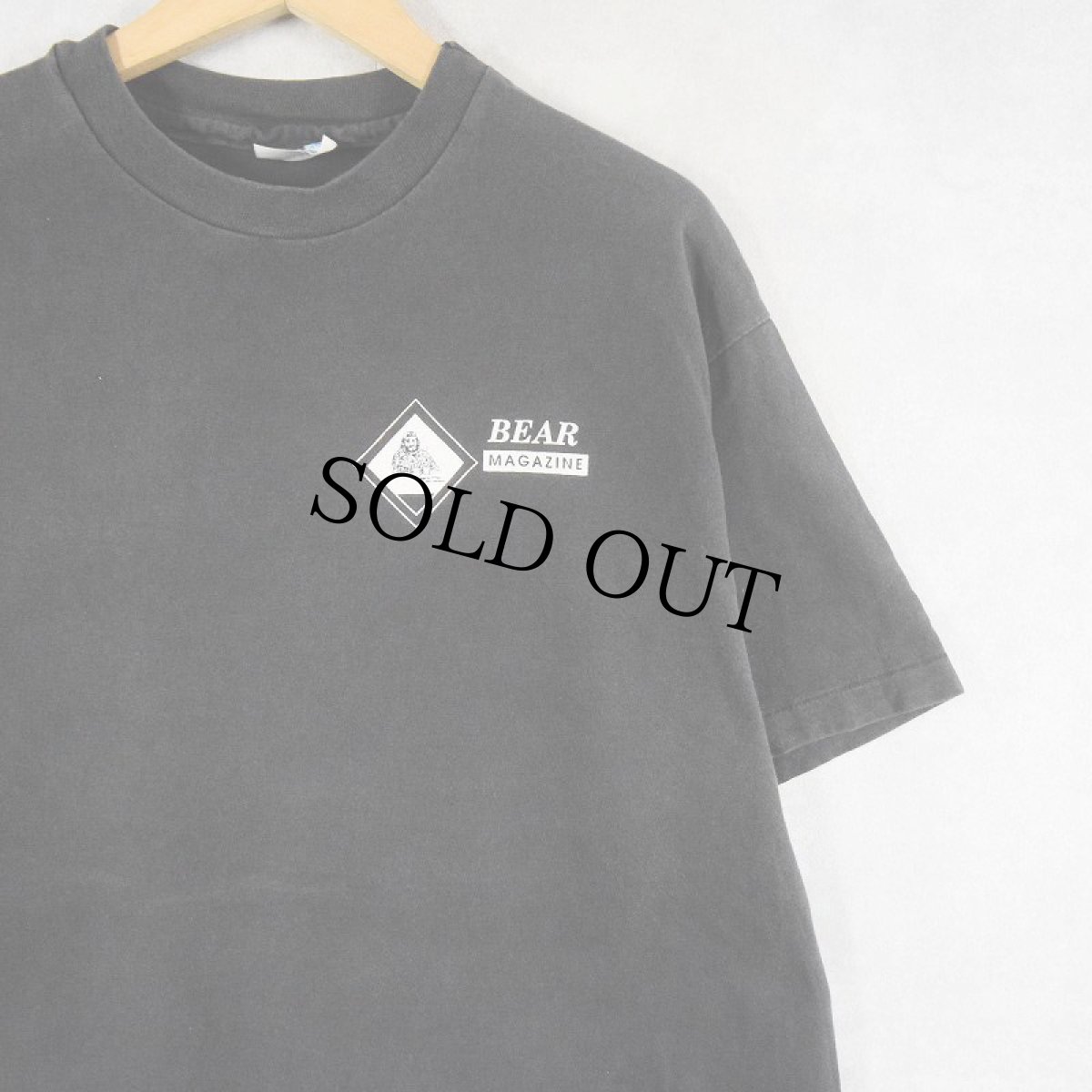 画像1: 90's BEAR MAGAZINE USA製 雑誌プリントTシャツ BLACK L (1)