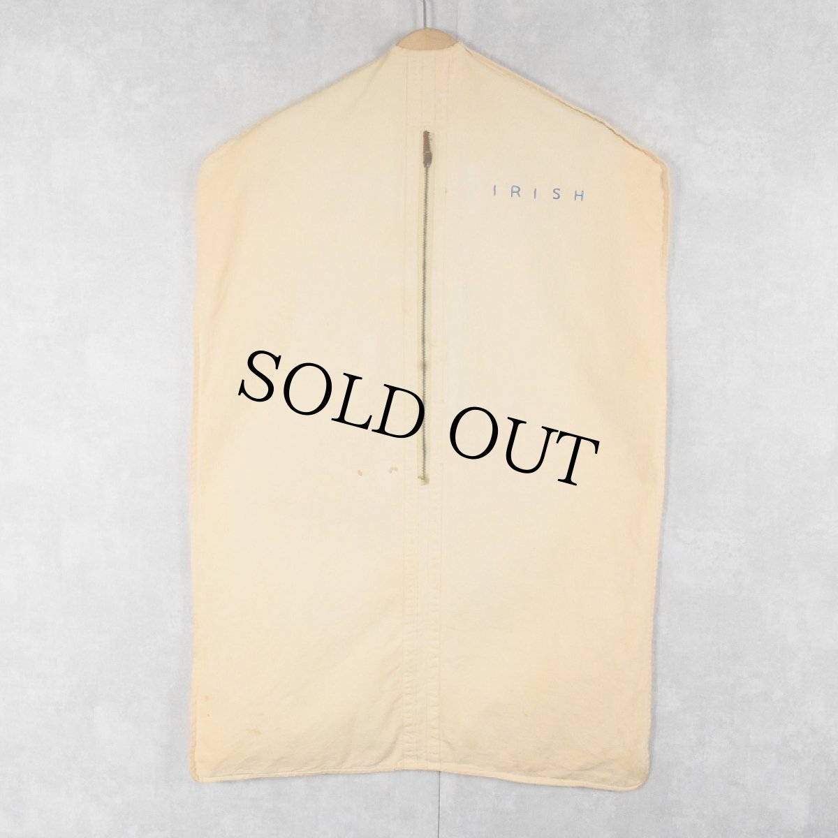画像1: 40〜50's "IRISH" 刺繍付き ガーメントカバー  (1)