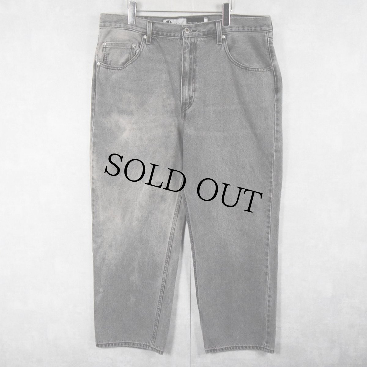画像1: Levi's SILVERTAB "LOOSE" ブラックデニムパンツ W39 (1)