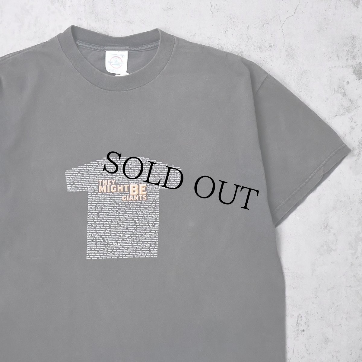 画像1: 2000's They Might Be Giants USA製 オルタナティブロックバンドTシャツ L (1)