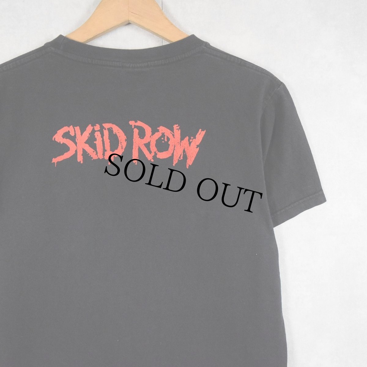 画像2: SKID ROW ヘヴィメタルバンドプリントTシャツ BLACK M (2)
