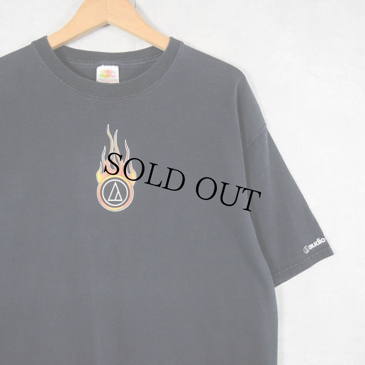 画像1: 2000's audio-technica 音響機器メーカー ロゴプリントTシャツ BLACK XL (1)