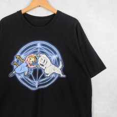 画像1: 鋼の錬金術師 "ニーナ&アレキサンダー" パロディプリントTシャツ BLACK (1)
