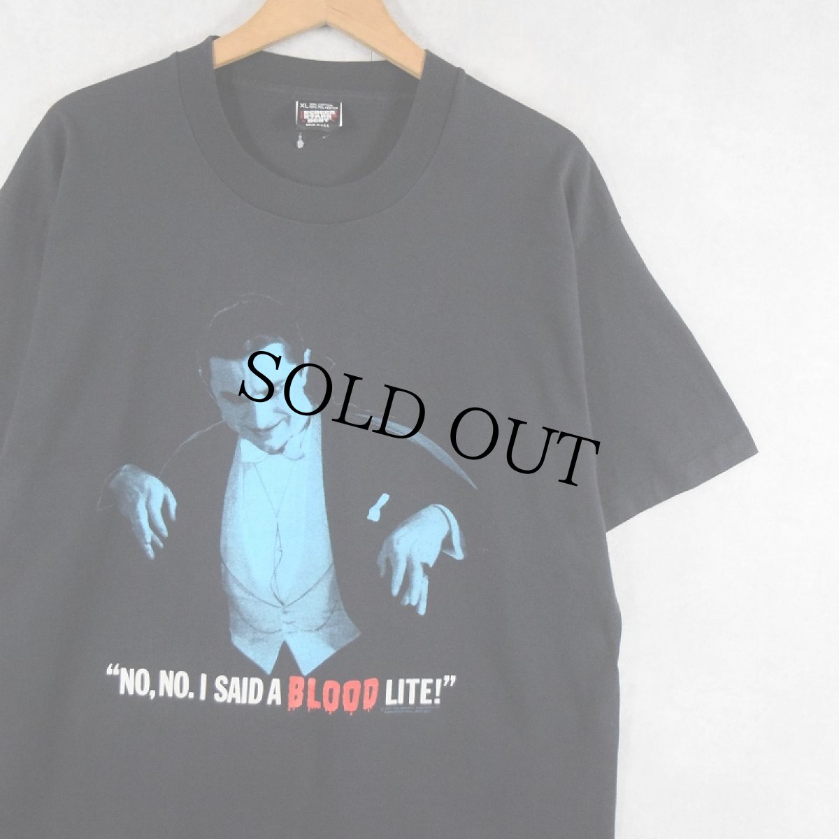画像1: 90's Dracula USA製 "NO, NO. I SAID A BLOOD LITE!" プリントTシャツ BLACK XL (1)