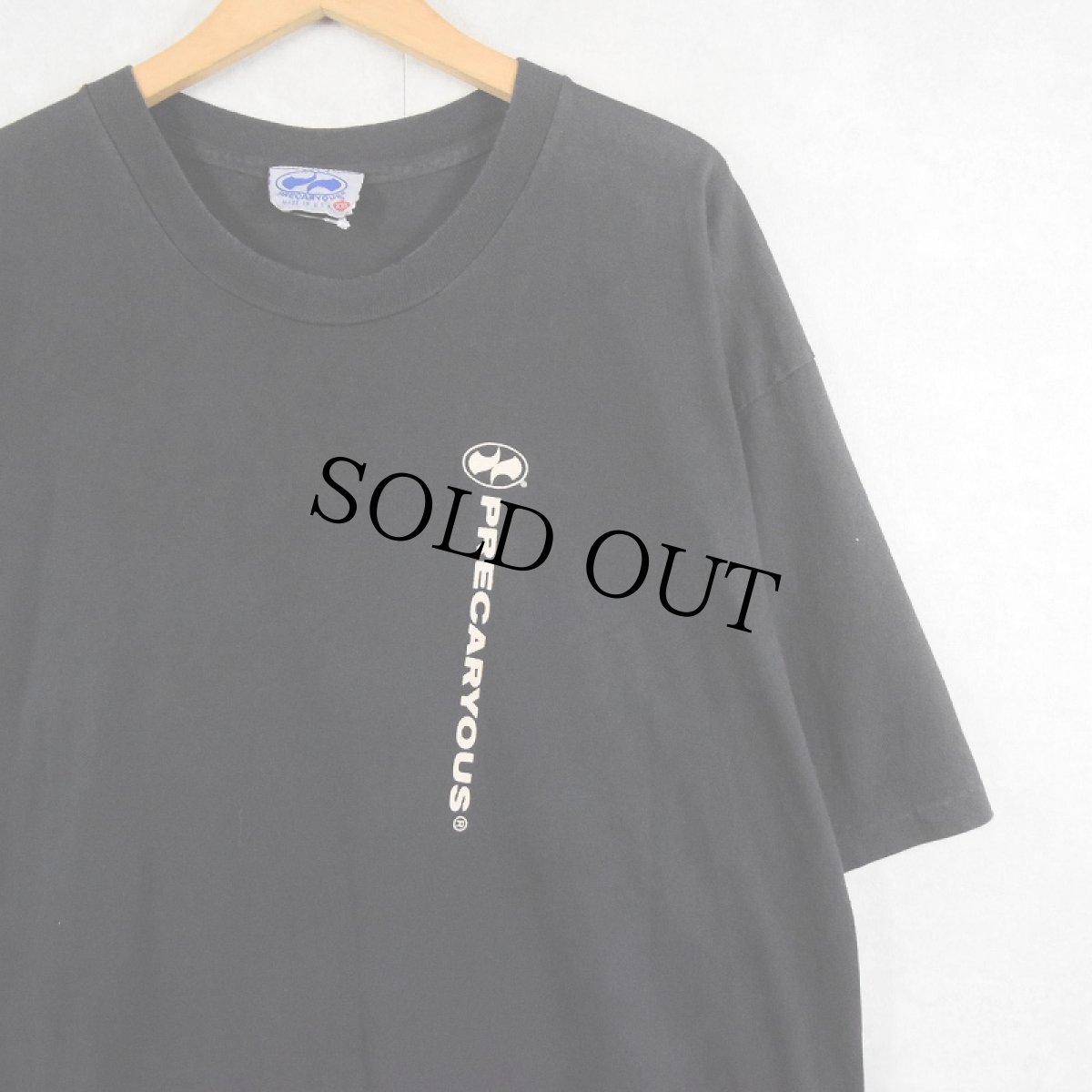 画像2: 90's PRECARYOUS USA製 サイクリングウェアメーカー スカルプリントTシャツ XXL (2)