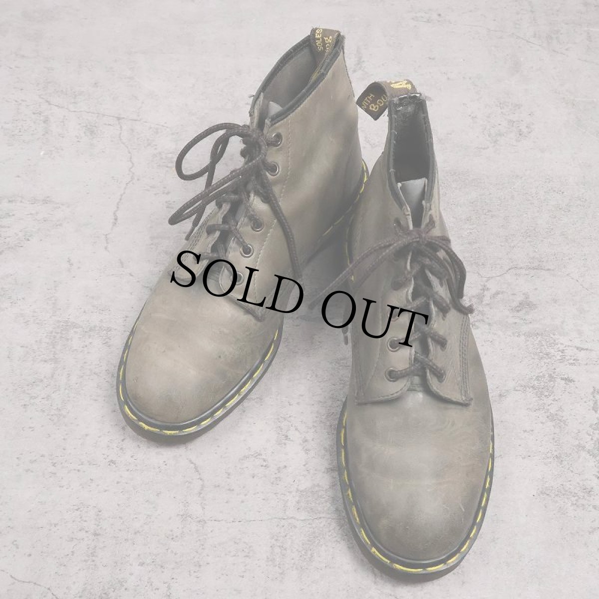画像1: Dr.Martens ENGLAND製 6ホール レザーブーツ 28cm (1)