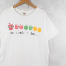 画像1: WASHINGTON APPLES. "an apple a day..." プリントTシャツ L (1)