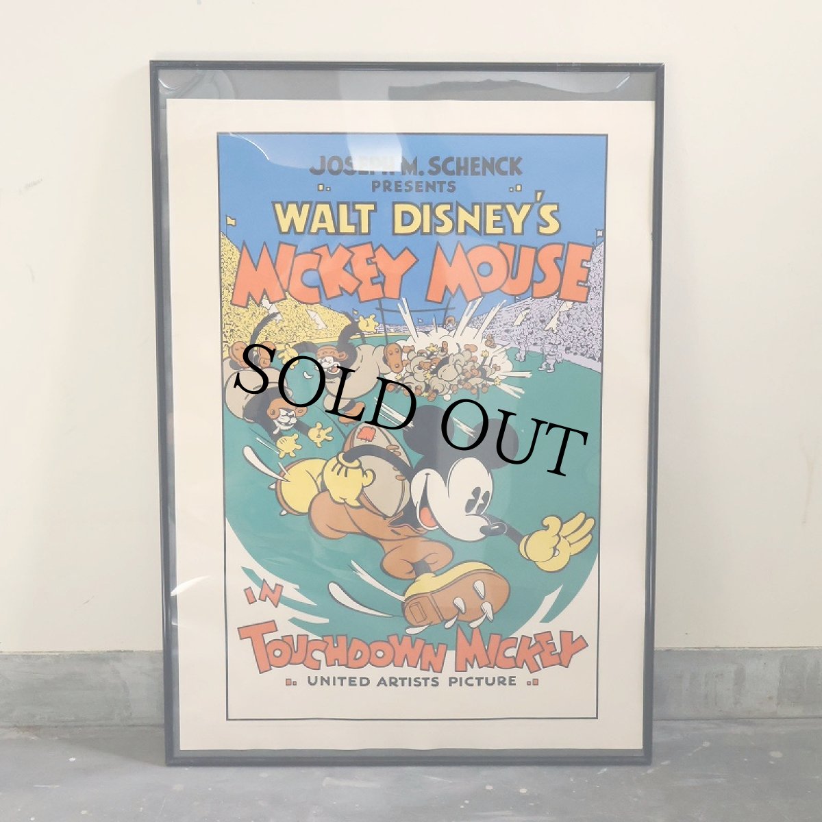 画像1: Disney MICKEY MOUSE "IN TOUCHDOWN MICKEY" Character Poster (1)