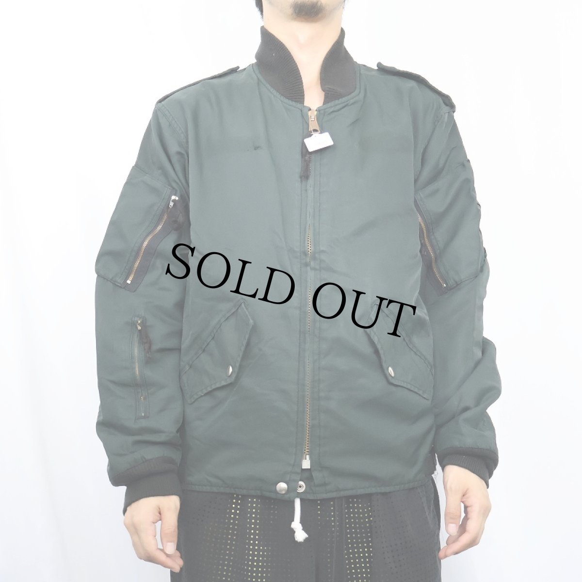 画像2: 80's ROYAL CANADIAN AIR FORCE "CAF GREEN" フライトジャケット size7436 (2)