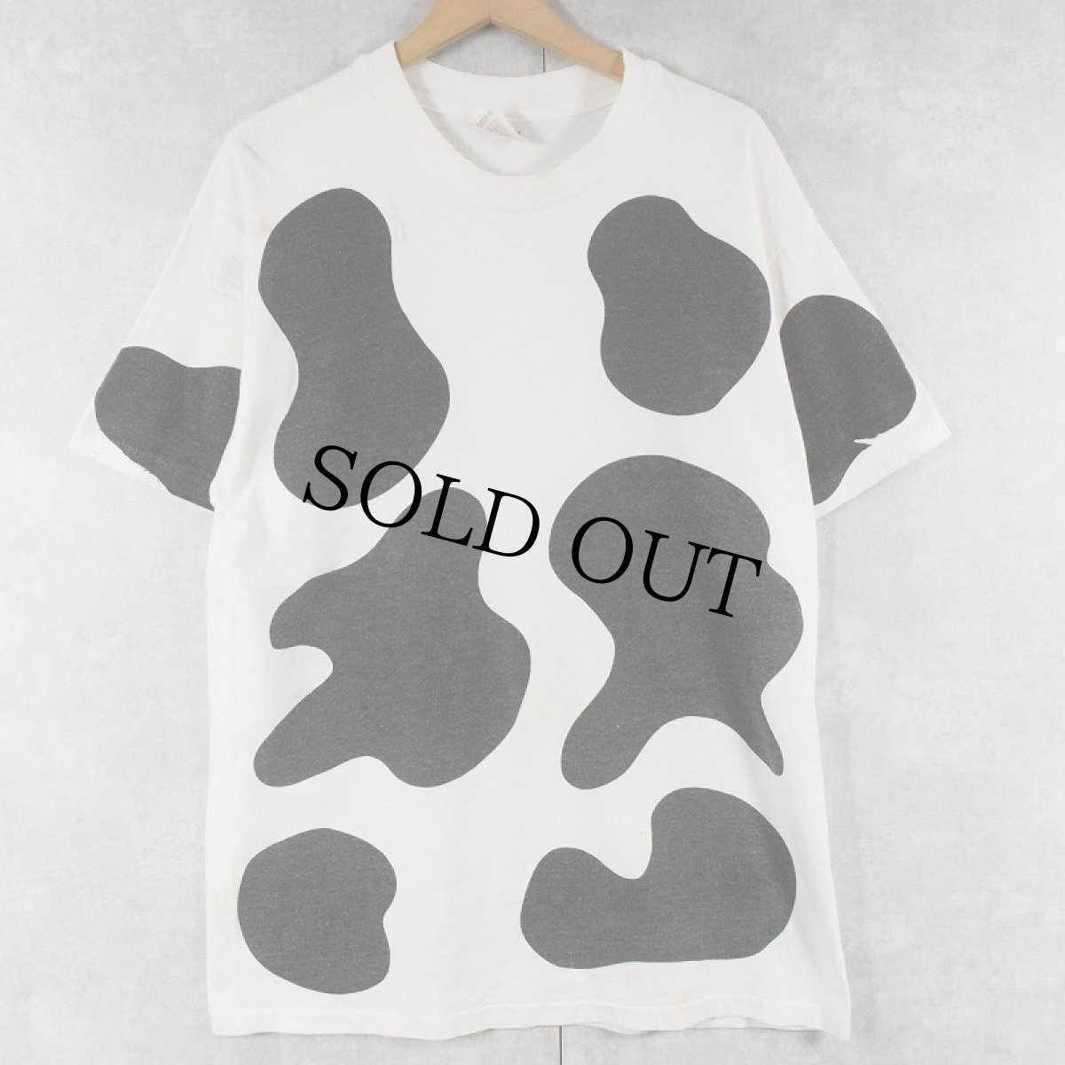 画像1: 90's USA製 牛柄 プリントTシャツ L (1)