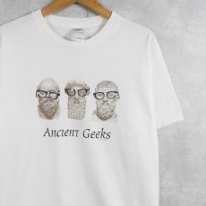 画像1: 2000's STUDIO 4 EAST "Ancient Geeks" プリントTシャツ L (1)