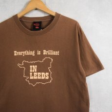 画像1: LAISER CHIEFS "Everything is Brilliant in Leeds" ロックバンド プリントTシャツ L (1)