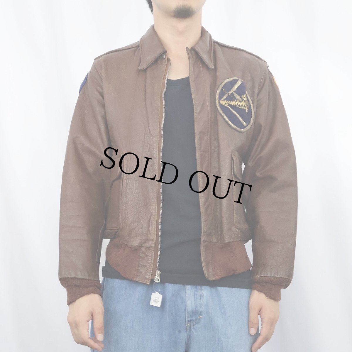 画像2: 40's U.S.ARMY AIR FORCE A-2 "DUBOW 社製" Flying Tigerパッチ付き レザーフライトジャケット SIZE38 (2)